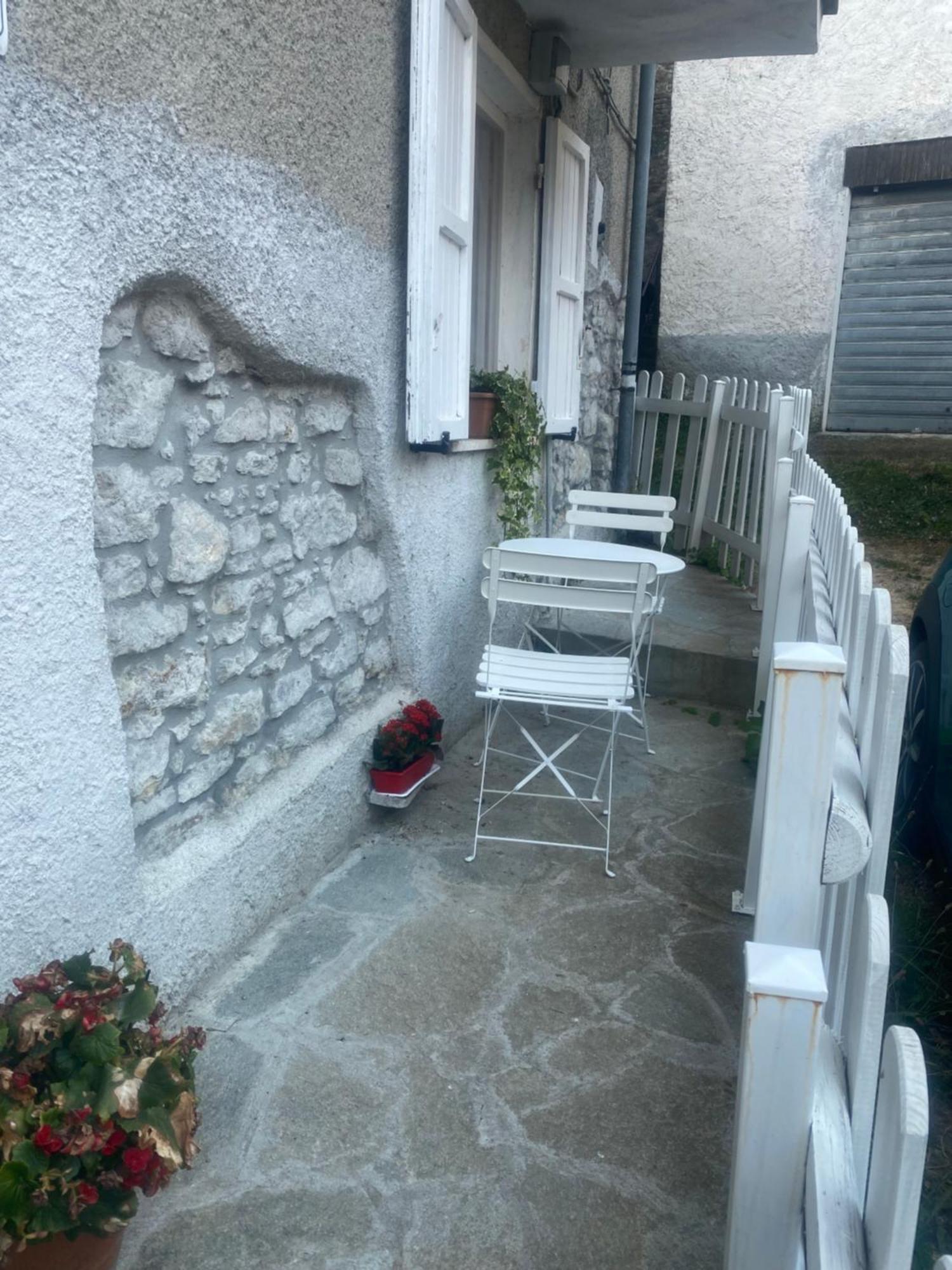 Jolie Petite Maison Chez Barbara Garbagna 外观 照片